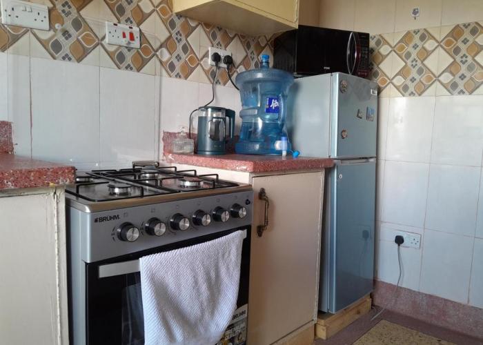 Homestyle Haven with Secure Parking & Free WiFi