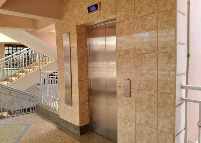 Homestyle Haven with Secure Parking & Free WiFi