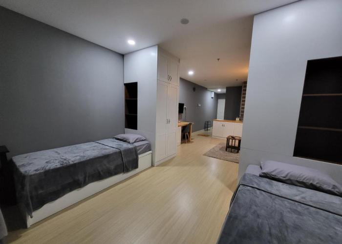 NICE and COZY studio apartment with gym and pool.