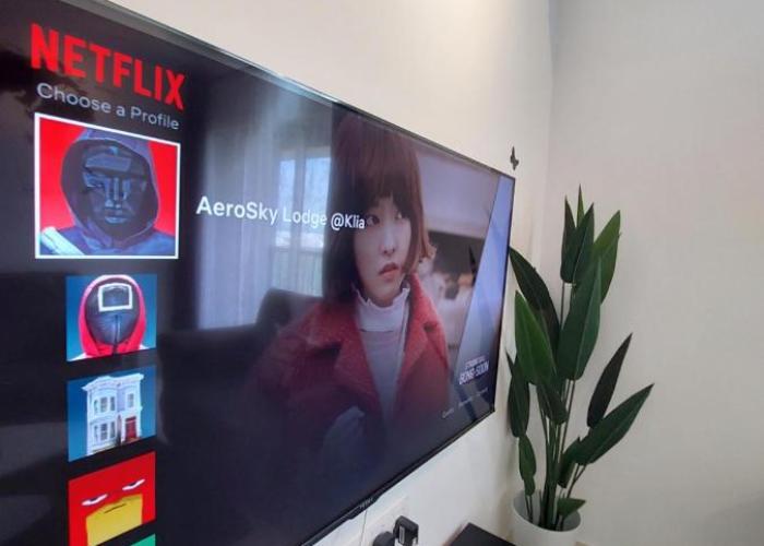 KLIA Travel Homestay - 3R 2B - WIFI & NETFLIX