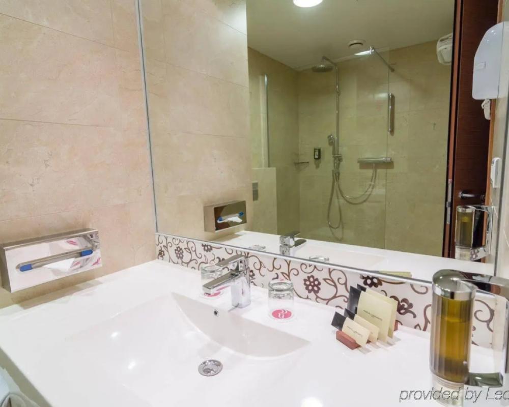 фото Ramada Oradea