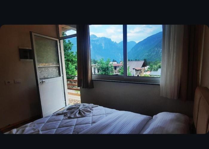 Mikel Center Theth Guesthouse