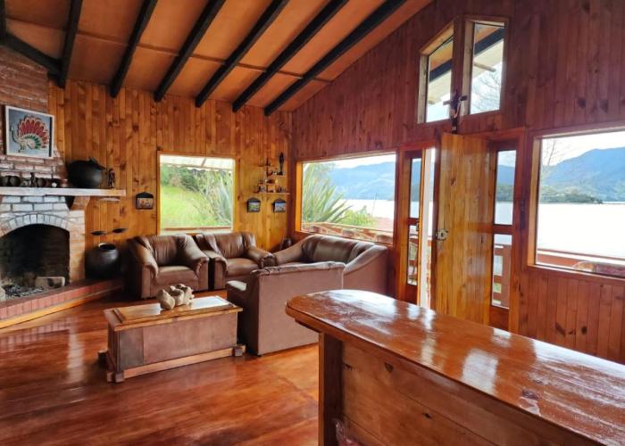 Alojamiento cabañas Arcoíris del lago Nº 2