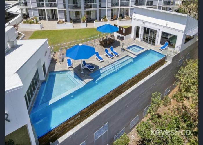 Apartment 1102 | 11th Floor River & Stadium Views