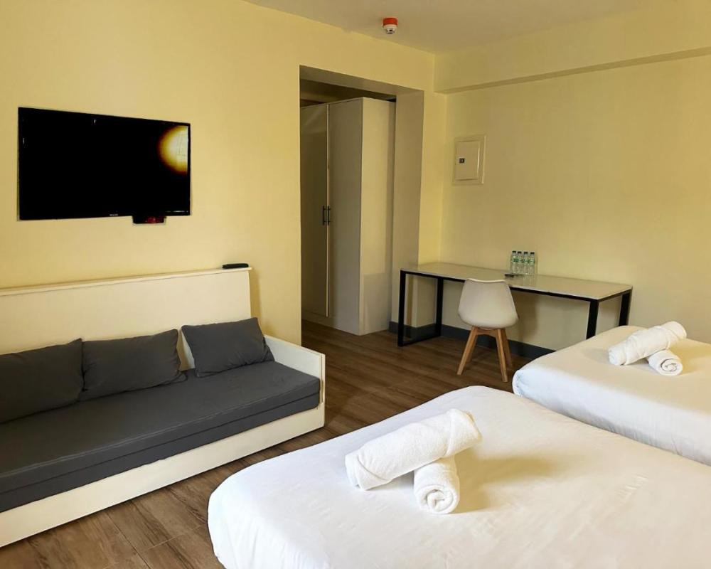 фото D'ELEMENTS HOTEL AND DORMITORY