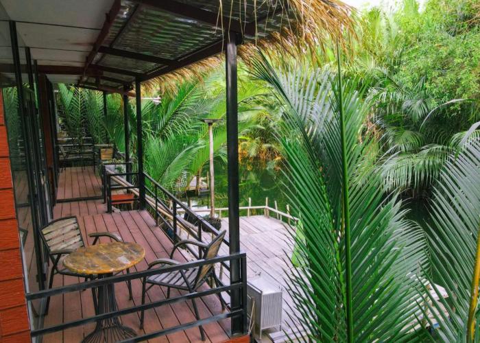 V-Relaxing Resort (Kompot) កំពត