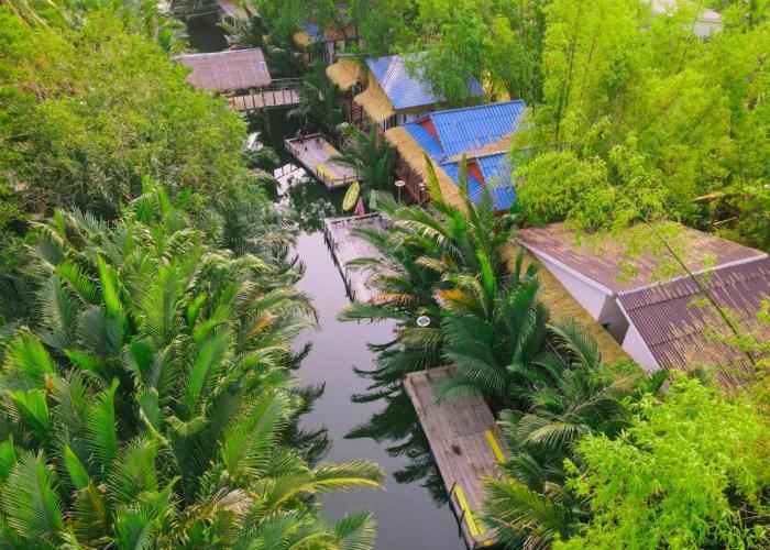 V-Relaxing Resort (Kompot) កំពត