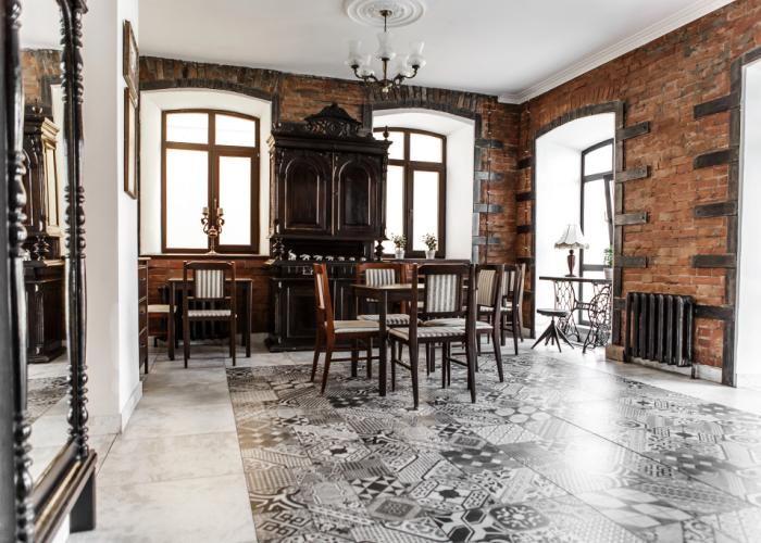 Brick Walls Hotel