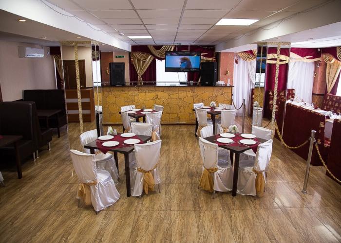 Zolotoy Lev Hotel