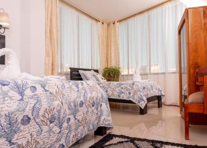 EXCLUSIVE CONDO GALAPAGOS and BEYOND 1