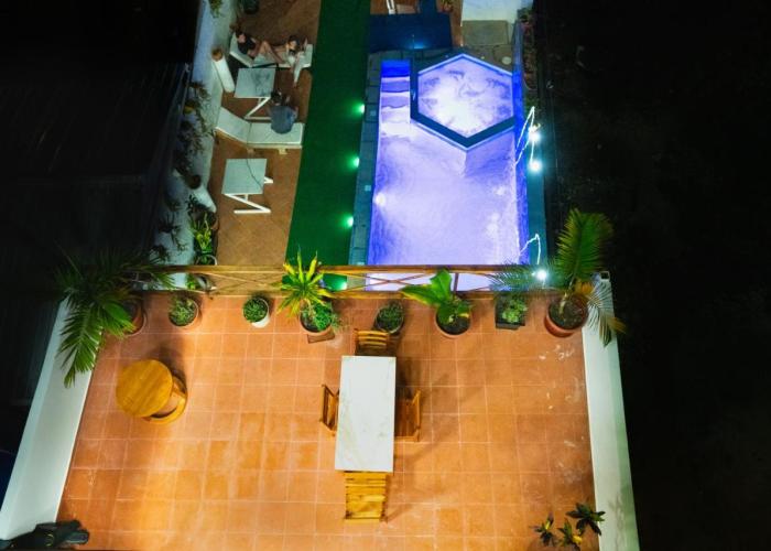 EXCLUSIVE CONDO GALAPAGOS and BEYOND 1