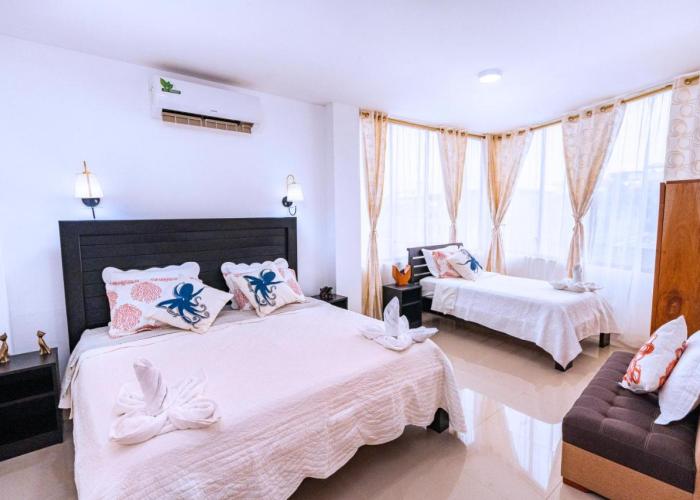 EXCLUSIVE CONDO GALAPAGOS and BEYOND 1