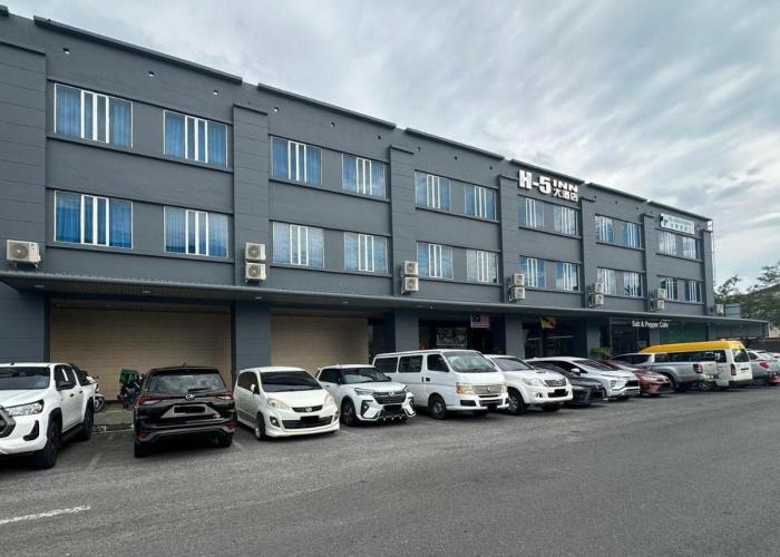 Hotel H-5 INN