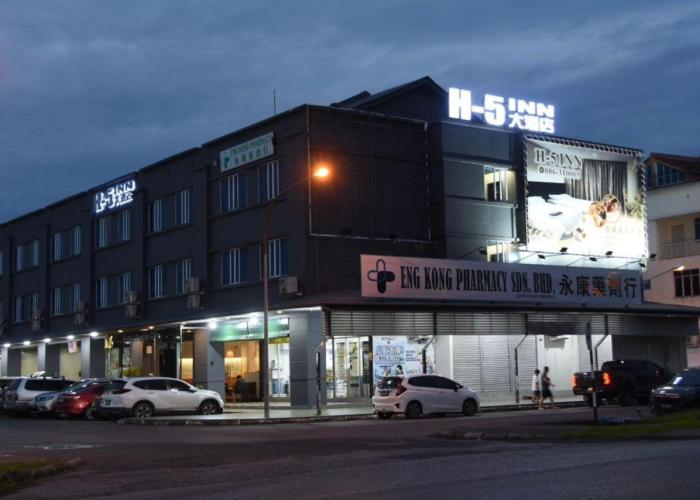 Hotel H-5 INN