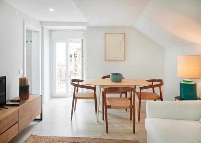 Renovated House Near Beaches, By TimeCooler