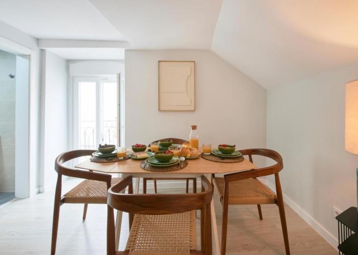 Renovated House Near Beaches, By TimeCooler