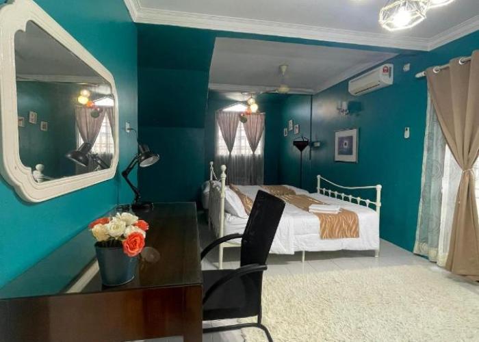 Venice Raudhah Guest House