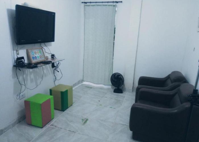 Casa Inteira e Tranquila em Taboão da Serra