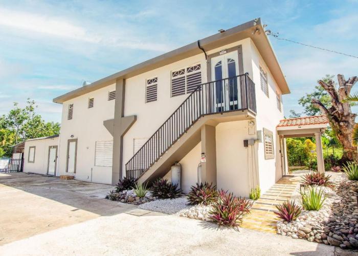 Complete Apartment Cabo Rojo Elegance Stylish, beach, pool & Sun