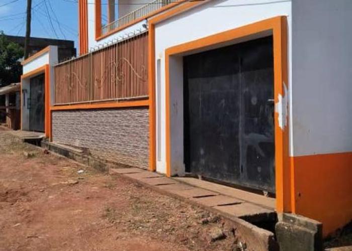 Appart meublé de standing Yaoundé, Titi Garage