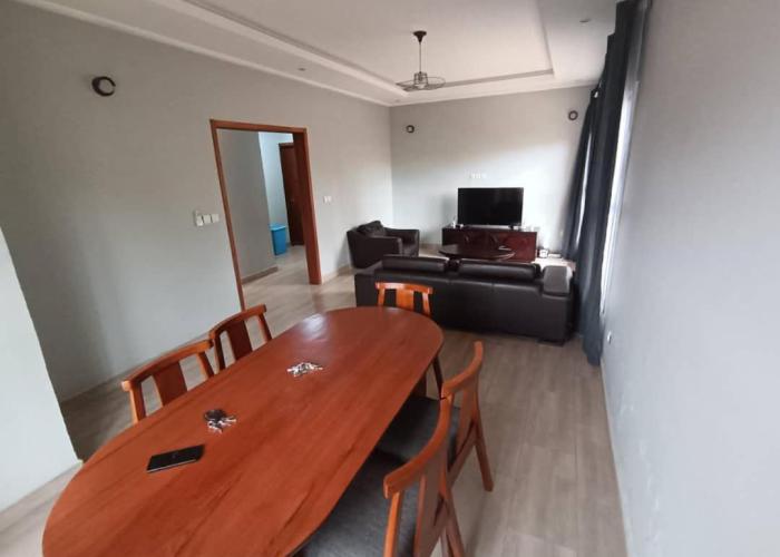 Appart meublé de standing Yaoundé, Titi Garage