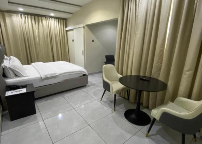 Emmaag Hotel, Ibadan