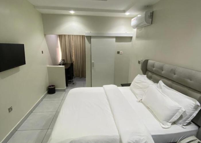 Emmaag Hotel, Ibadan