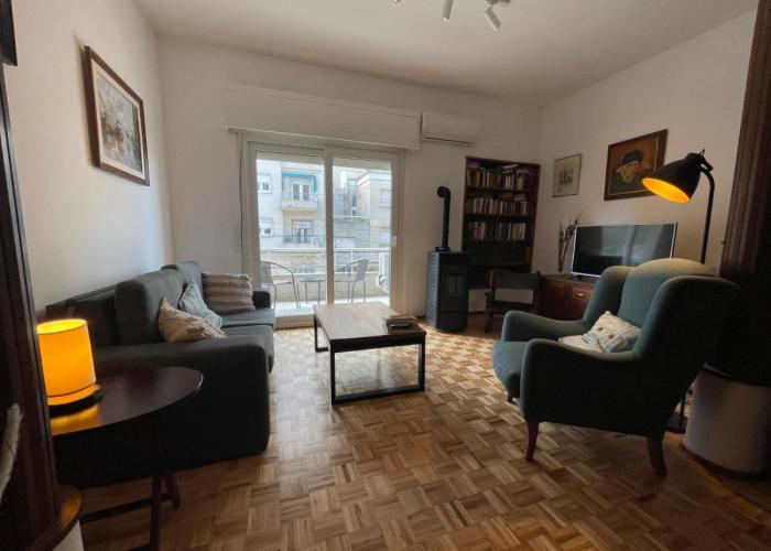 Quaint, cozy apart in best location