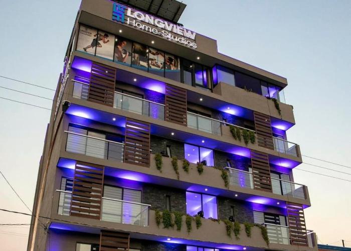 LONGVIEW HOME-STUDIOS