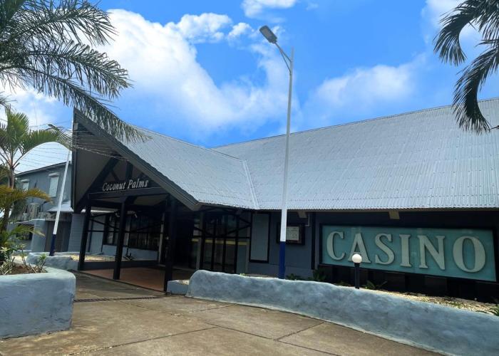 Coconut Palms Resort & Diamond Casino