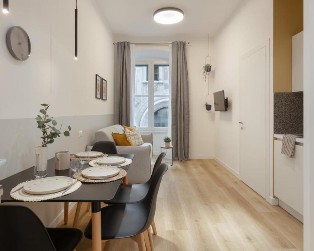 фото Trieste Timeless 2-bedrooms flat