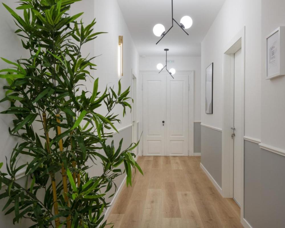 фото Trieste Timeless 2-bedrooms flat