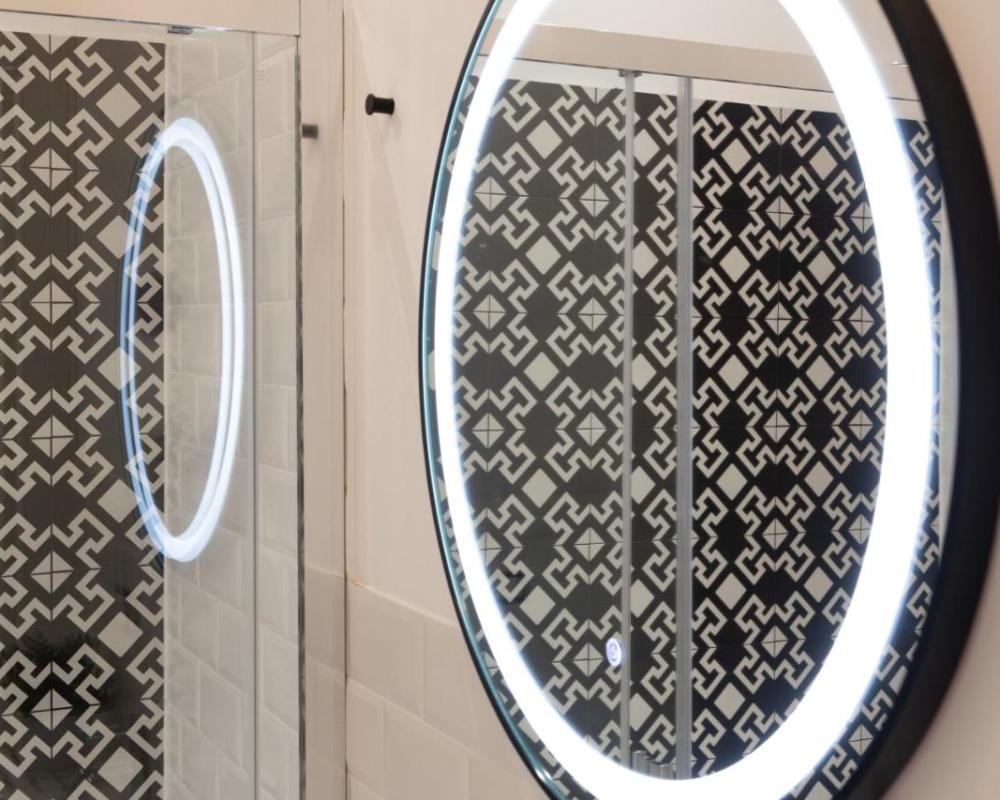 фото Trieste Timeless 2-bedrooms flat