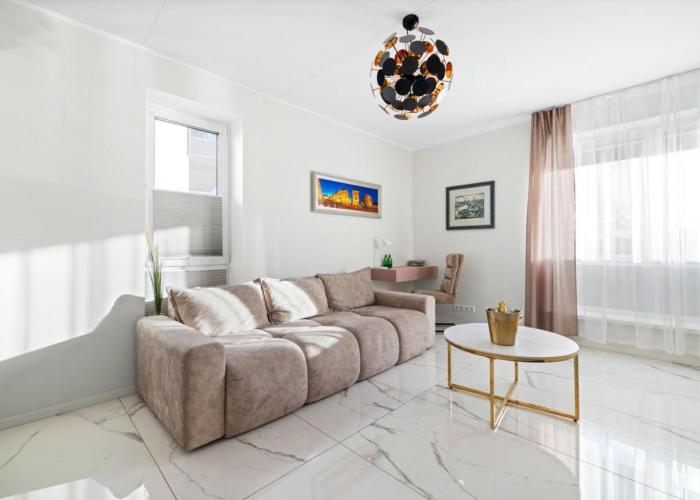 Fortune Apartments - River view, Contactless