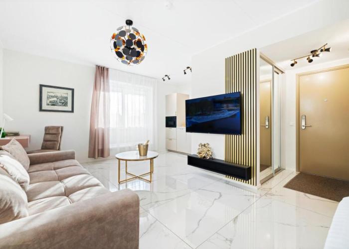 Fortune Apartments - River view, Contactless