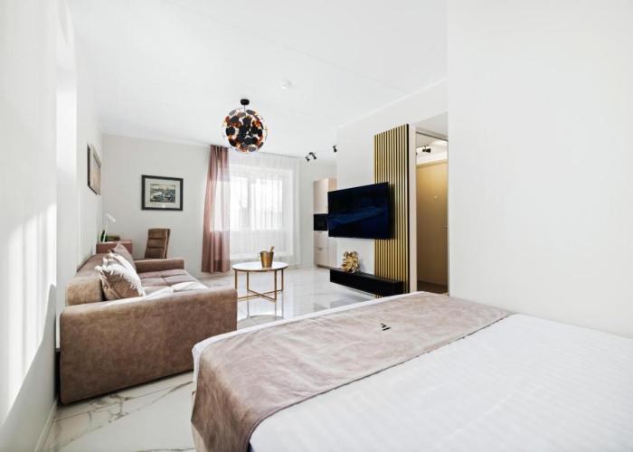 Fortune Apartments - River view, Contactless