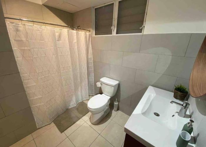 3 bd by airport El yunque Walk to the beach