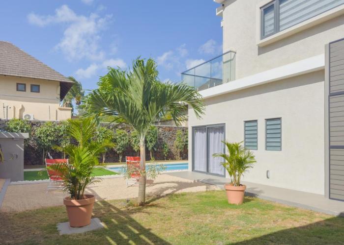 Spacious 4 Bedrooms Villa with infinity pool