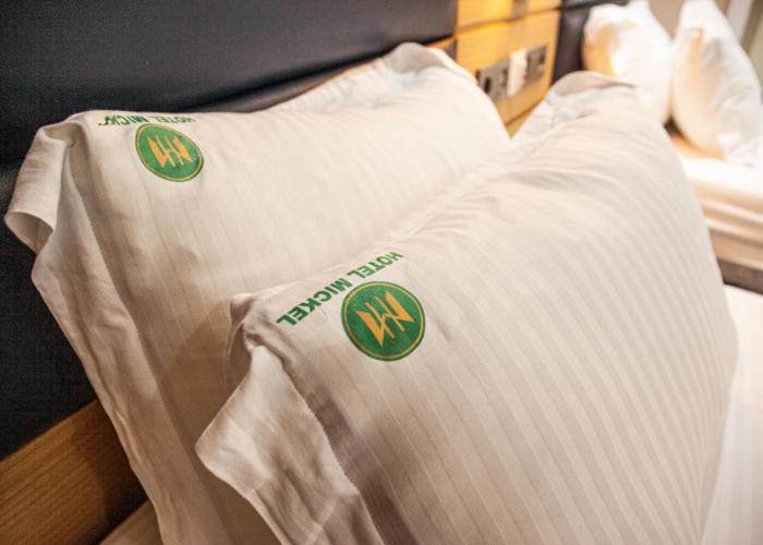 HOTEL MICKEL