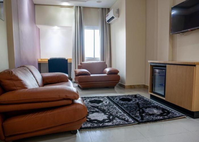 HOTEL MICKEL
