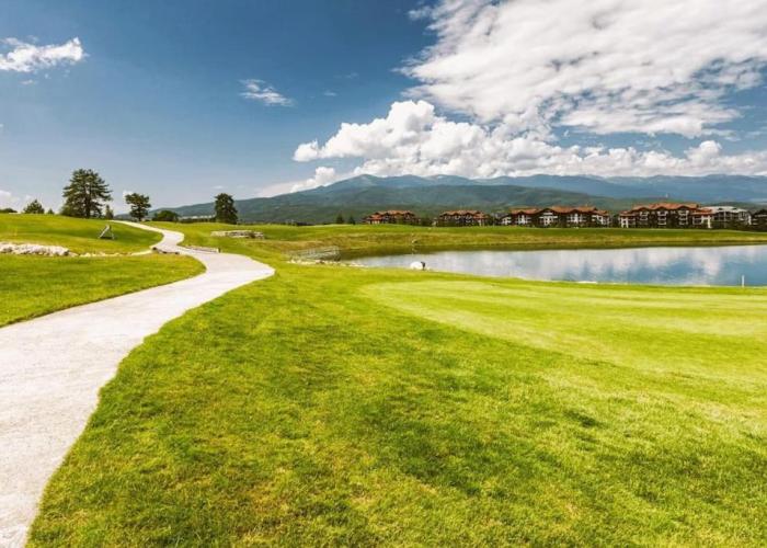 Pirin Peaks Apartment