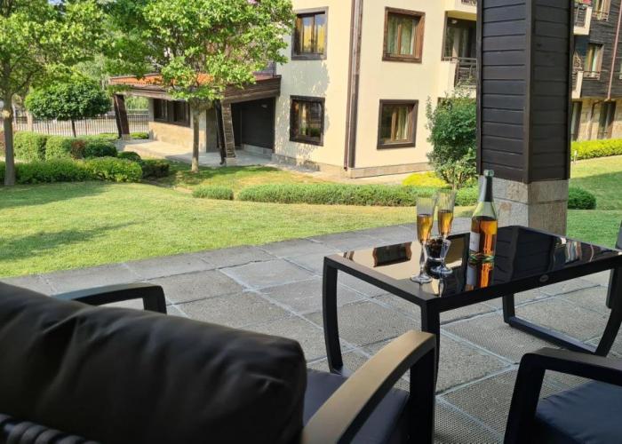Pirin Peaks Apartment