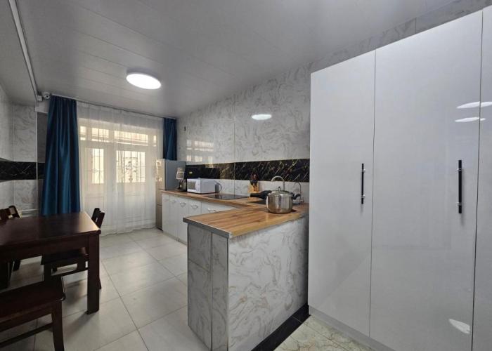 Etuga Guesthouse, Close to Sukhbaatar Square