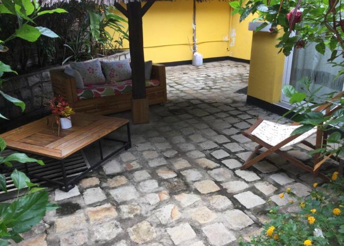 Superbe Studio + terrasse privée « le Clair de l’une »