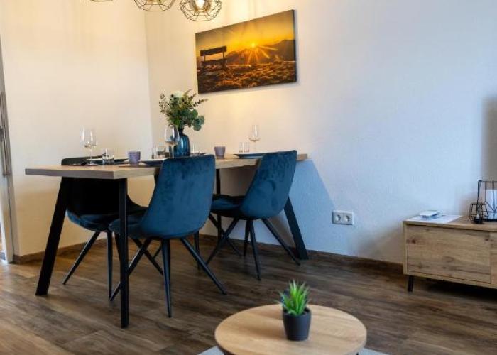 BeMyGuest - 3 Zimmer Maisonette - Zentral - Klimaanlage - Aufzug