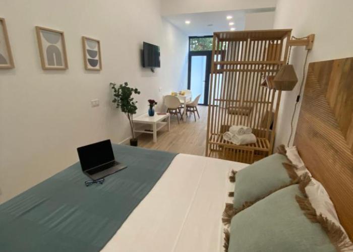 Travel Habitat Maritim Serrería