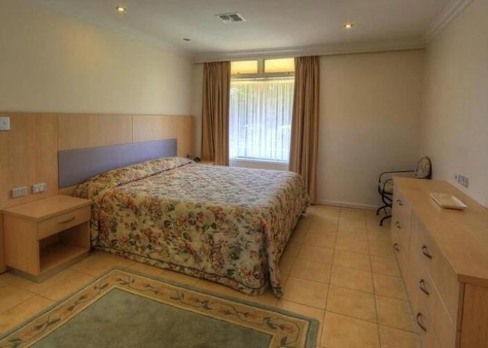 Cooma Motor Lodge Motel