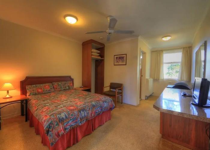 Cooma Motor Lodge Motel