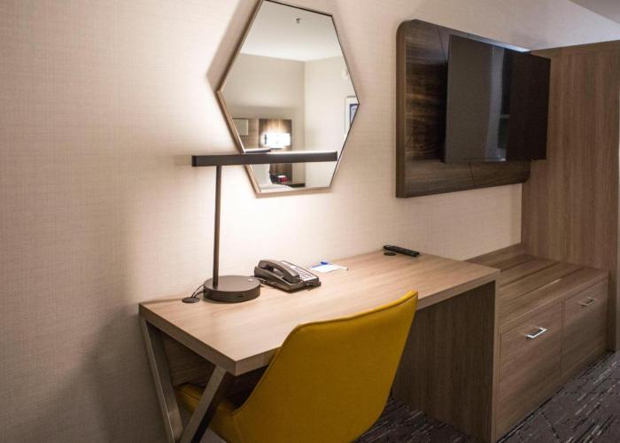 Holiday Inn Express & Suites Prince Albert - South, an IHG Hotel