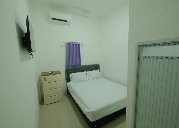 OYO 93306 Penginapan Permata Hijau Syariah Near Bukit Teletubbies